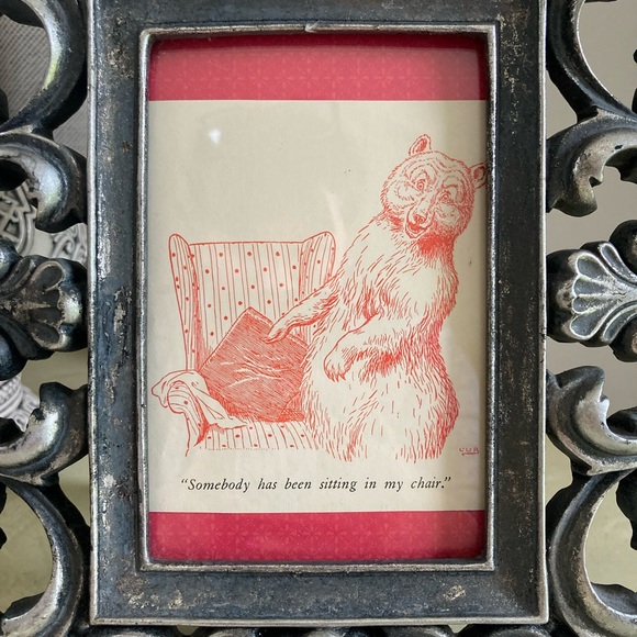 Ornate Metal Frame - Grand Luxe by Concepts w/ Vintage Book Art! One of a kind! - Picture 3 of 14